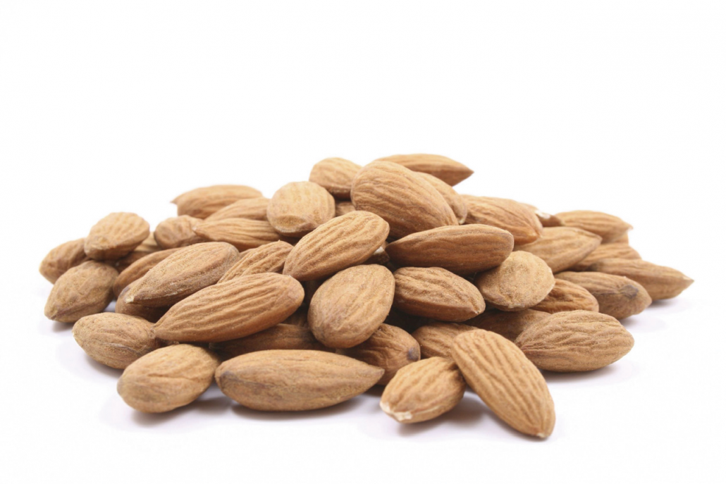 photo d'amande pour l'huile d'amande douce