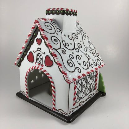 P9952 - Gingerbread house