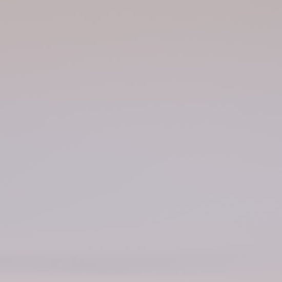 VIDÉO DU TUBE DU SOIN DES MAINS RÉPARATEUR 5% DE MIEL DE MANUKA DE MARQUE CICAMANUKA