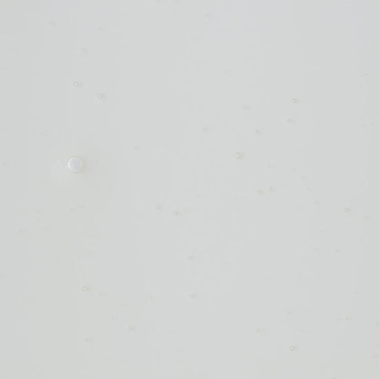 VIDÉO DU TUBE DU SOIN DES LÈVRES RÉPARATEUR 10% DE MIEL DE MANUKA DE MARQUE CICAMANUKA